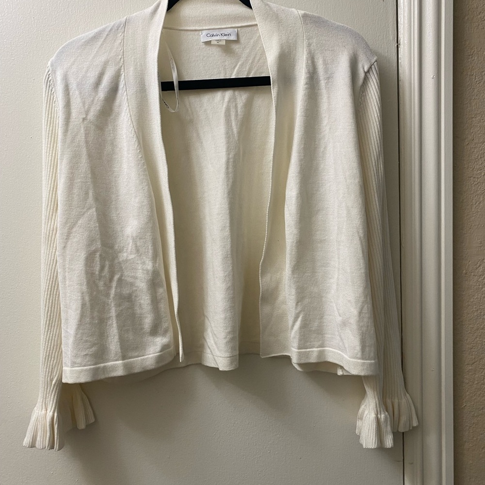 Calvin Klein Cropped White Cardigan - Picture 3 of 6